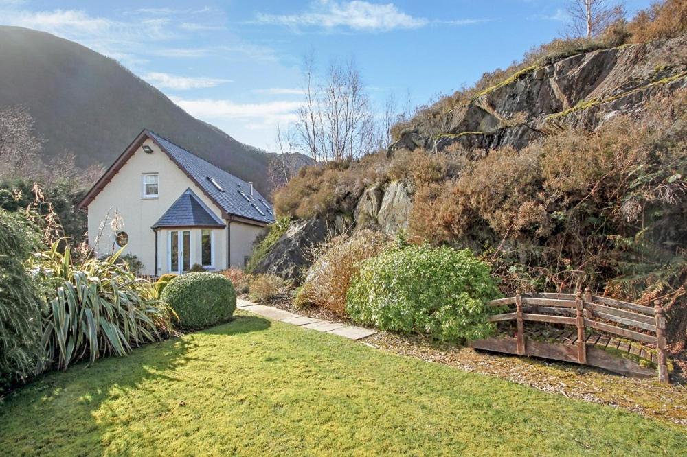 Dalcraig House B&B バラチェリッシュ エクステリア 写真